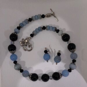 Chic Black and Blue Beaded Necklace Set